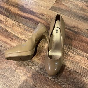 3-4” nude heels